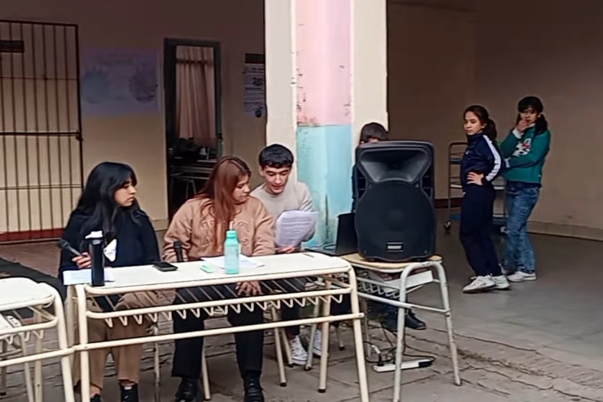 “Desde la escuela con voz”, un taller para pequeños radialistas en Lules 