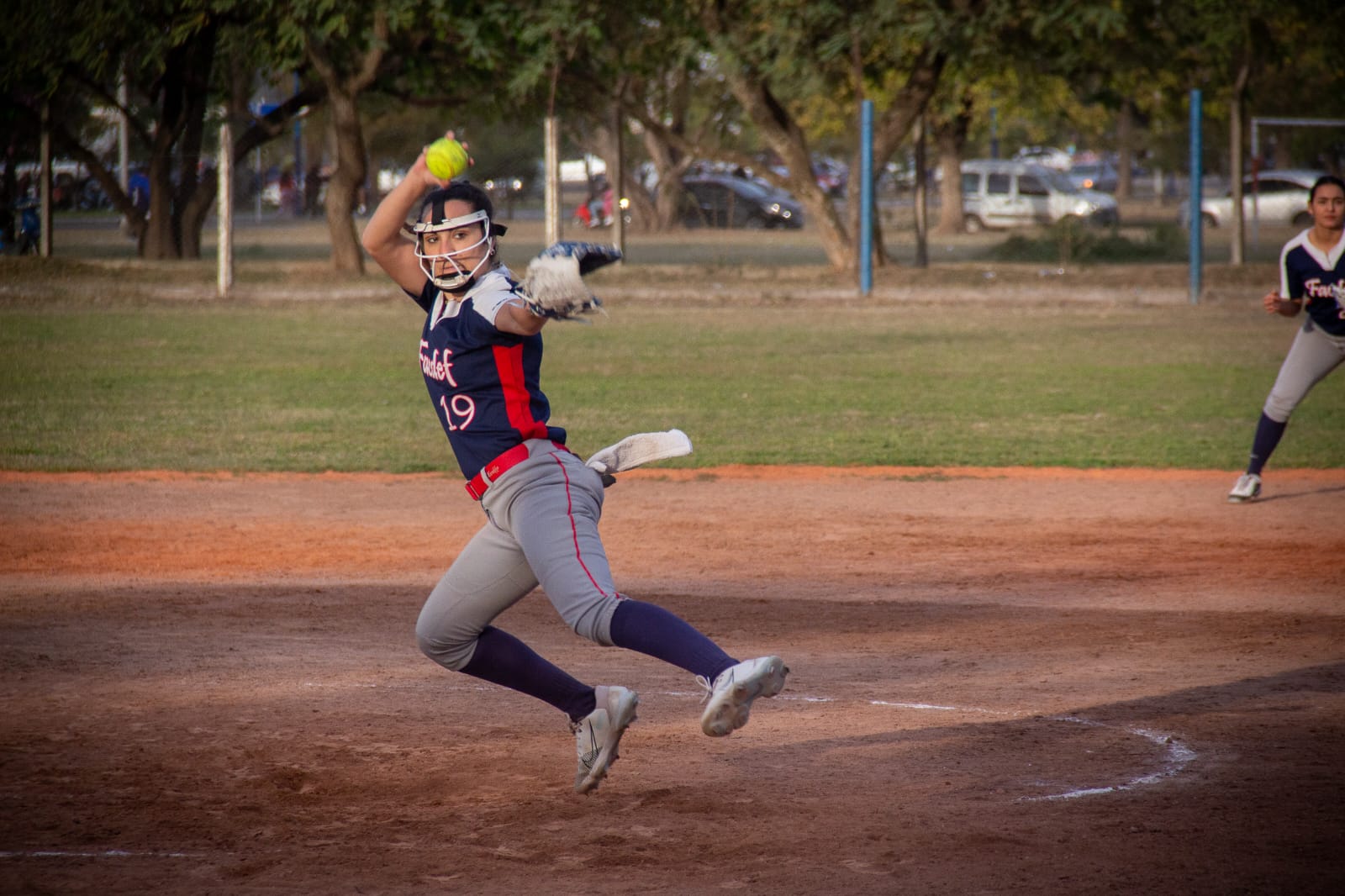 “¿Vos queres llegar a la Selección Argentina?”: el softbol como deporte amateur en Tucumán